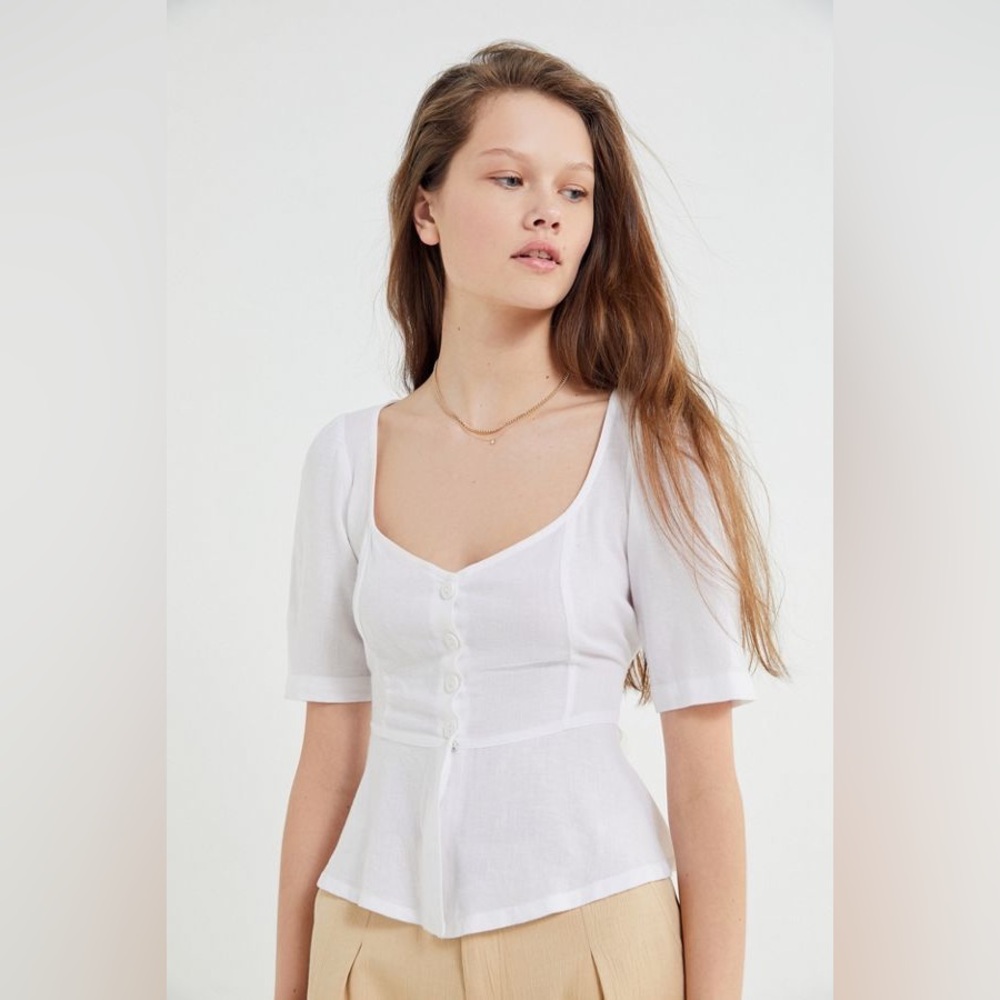 UO Penrose Linen Peplum Women’s Blouse in white S